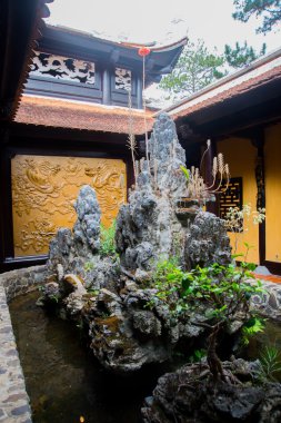 Budist tapınağı. Vietnam Dalat.