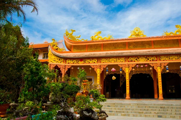 Templo Buddhist .Vietnam Dalat . — Foto de Stock