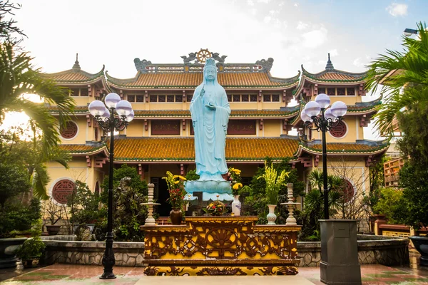 Buddhistický chrám. Socha Buddhy. Vietnam.Da Nang — Stock fotografie