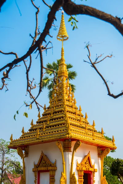 O complexo religioso Wat Nanguang Muang. Khon Kaen. Tailândia . — Fotografia de Stock