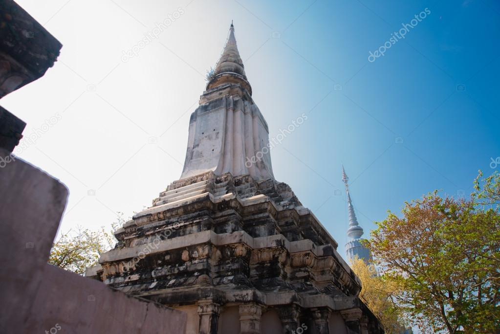 Vieille ville Oudong Les temples sur la montagne  