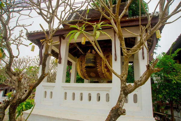 Buddhist temple with gold.Luang Prabang.Laos. — Stock Photo, Image