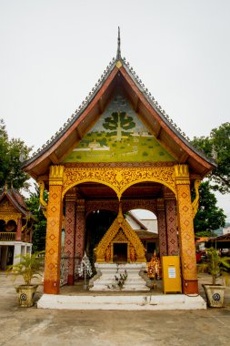 Altın Budist tapınağı. Luang Prabang.Laos.