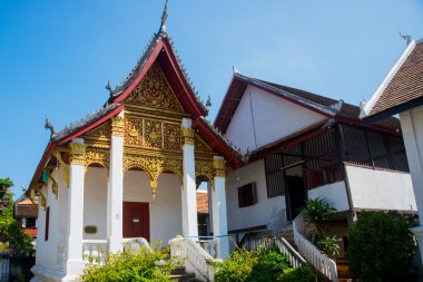 Altın Budist tapınağı. Luang Prabang.Laos.