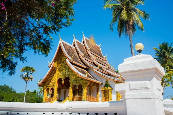 Palácio Real com ouro.Luang Prabang.Laos . — Fotografia de Stock