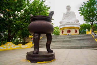 Bir oturma Buddha.Pagoda Belek.Nha Trang.Vietnam büyük bir heykeli.