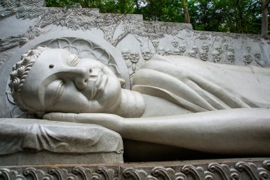Uzanmış Buddha.Pagoda Belek.Nha Trang.Vietnam büyük bir heykeli.