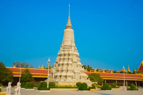 Pałac Królewski w Phnom Penh, Kambodża, stupa — Zdjęcie stockowe