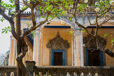 Siemreap,Cambodia.Temple.Window güzel desenleri ile
