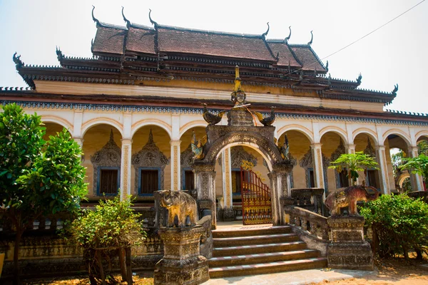 Siemreap, Cambodia.Templo.Un monumento a un elefante — Foto de Stock