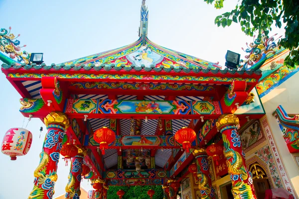 Pavilhão chinês tradicional com dia ensolarado, Udon Thani, Tailândia — Fotografia de Stock