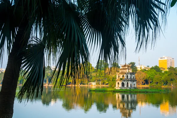 Pagode Quan Thanh - Hanoi, Vietnam.it est une destination touristique célèbre à Hanoi, Vietnam — Photo