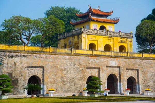Ha Noi、 Vietnam.Thang 长城堡作为在河内著名的世界遗产城市 — 图库照片