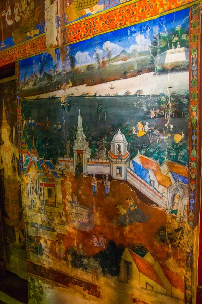 Hermosa escena pintada en un templo, Ayutthaya, Tailandia . —  Fotos de Stock