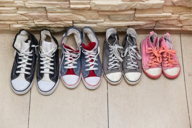 Ailesi spor ayakkabı