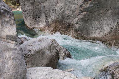 Verdon nehrin hızlı akış