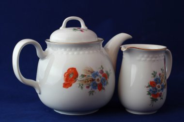 Çay için çanak çömlek