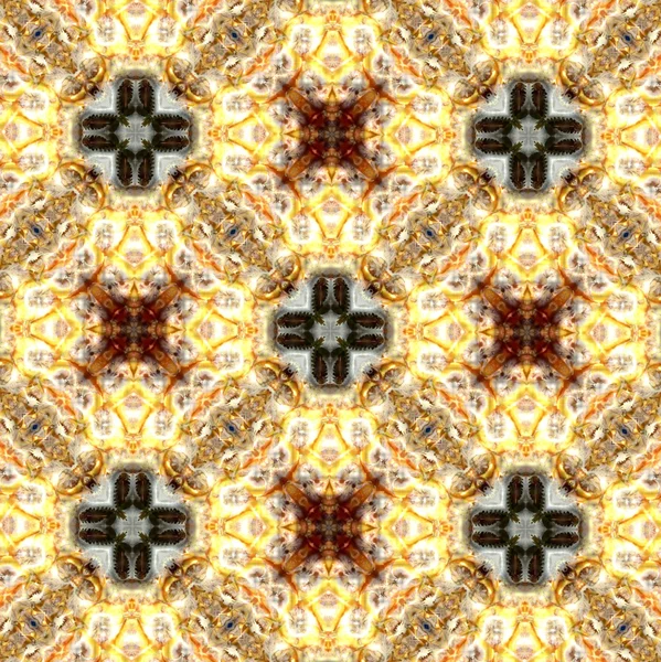 Gri ve hafif kahverengi desenleri. 1