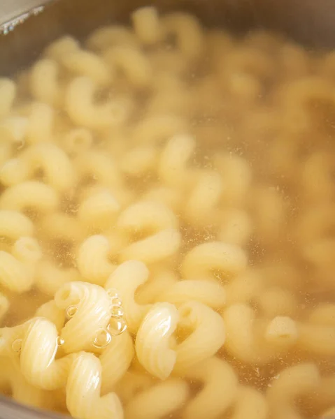 Pasta Vegetariana Espaguetis Fideos Vermicelli Cocinados Agua Hirviendo Caliente Una — Foto de Stock