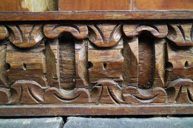 Sütun resminin ahşap oyması