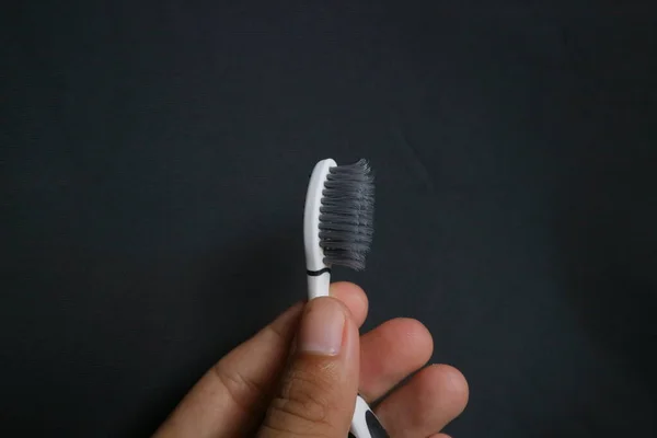 Zole Edilmiş Arkaplan Fotoğrafında Diş Fırçası Kullanıldı — Stok fotoğraf