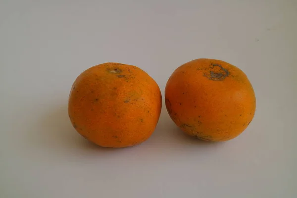 Liten Gul Färg Färsk Apelsin Frukt Foto — Stockfoto