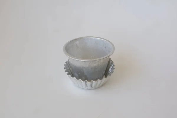 Tazza Cottura Metallo Sfondo Bianco Isolato Foto — Foto Stock