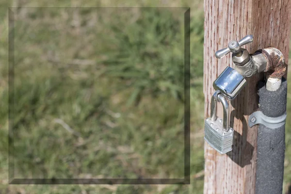 Locked Water spigot in California Park due to drought — Stock Photo, Image