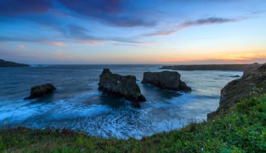 Mendocino İlçesi kıyı görünümü