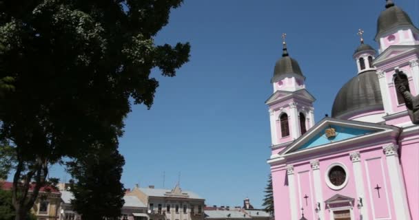 Kathedraal. Chernivtsi, Oekraïne. — Stockvideo