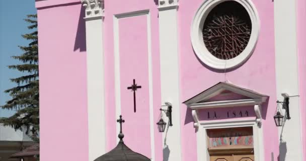 Catedral. Chernivtsi, Ucrania. Vista frontal cerrada . — Vídeo de stock