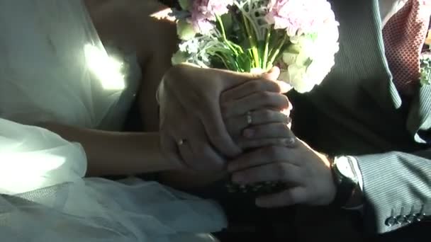 Newlyweds bride and groom 1.mov — Stock Video