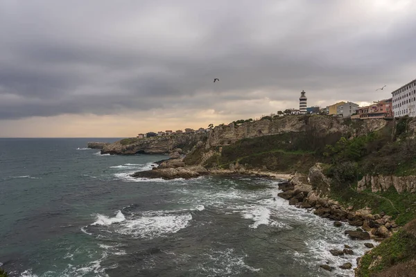 İstanbul, Türkiye - 24 Kasım 2016: İstanbul 'un en güzel sahil kentlerinden biri olan Sile kenti
