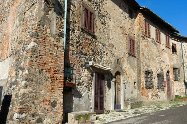 Querceto Provincia Pisa Facciata Alcune Case Fronte Alla Piazza Del — Foto Stock