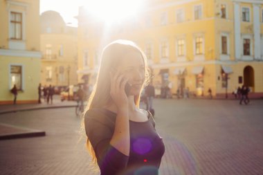  cep telefonu konuşma şehirde kadın