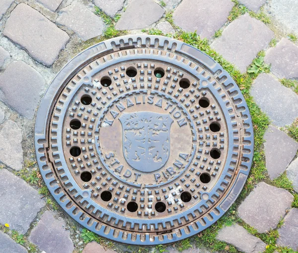 Pirna ceket, Menhol kapakları