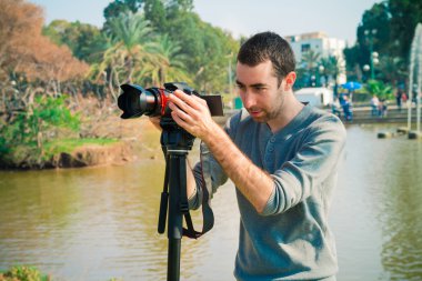 Fotoğrafçı dışında dijital fotoğraf makinesi ile çekim