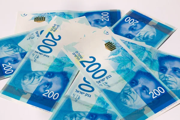 Stack of Israeli money bills of 200 shekel — Stock Photo, Image