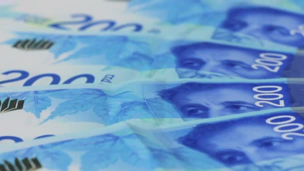 Rotierende israelische Geldscheine von 200 Schekel — Stockvideo