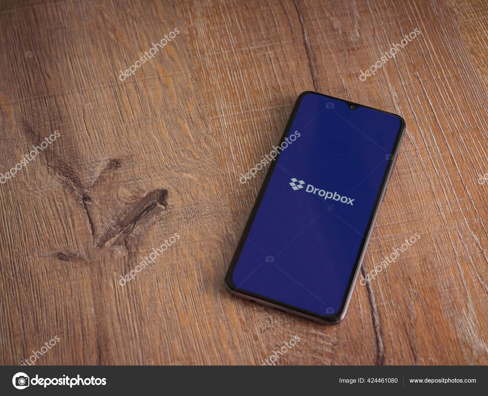 Lod Israel Julho Tela Lancamento Aplicativo Dropbox Com Logotipo Fotografia De Stock Editorial C Wavemoviesmw