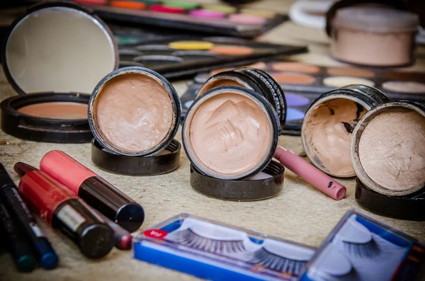 Närbild av kosmetika makeup tools — Stockfoto