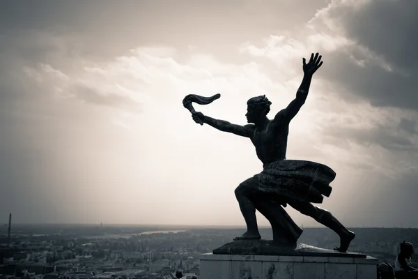 Boční socha Socha svobody (Socha svobody) v Budapešti, Maďarsko — Stock fotografie