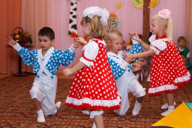 iki çocuk tatil dans çocuk çiftler