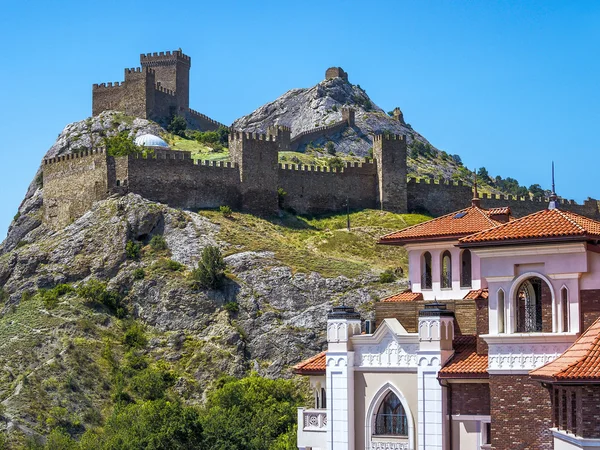 Crimea Sudak şehir antik Ceneviz kale