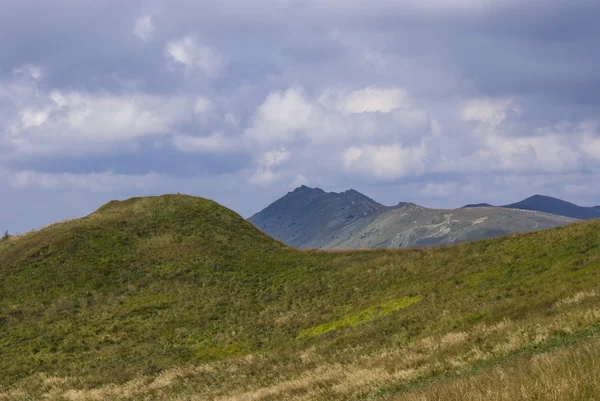 Bieszczady Dağlar tepeler — Stok fotoğraf