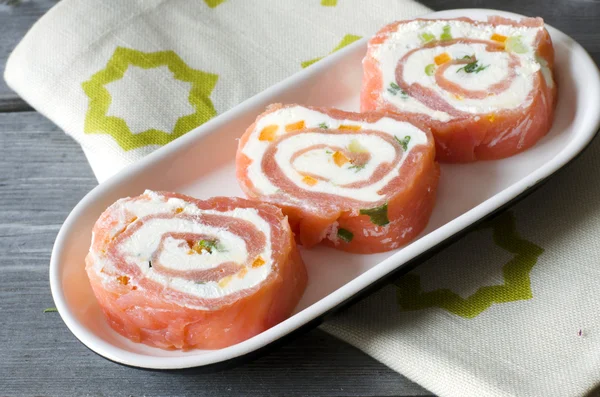 Salmon rolls — Stock Photo, Image