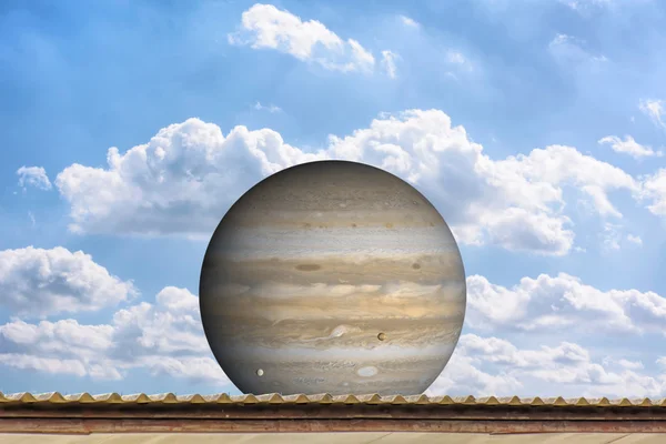 Planeta Júpiter en el cielo azul — Foto de Stock