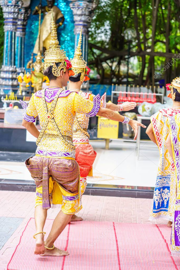 The sacred dancing worship is a belief of the people of Eeast Asia.