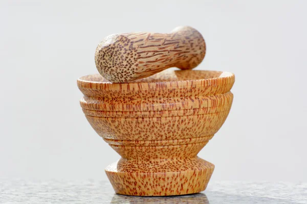 乳棒と乳鉢は、ココナッツの木 — ストック写真
