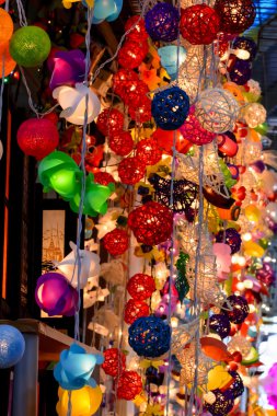 Topu lamba ve Led renkli ve hafif